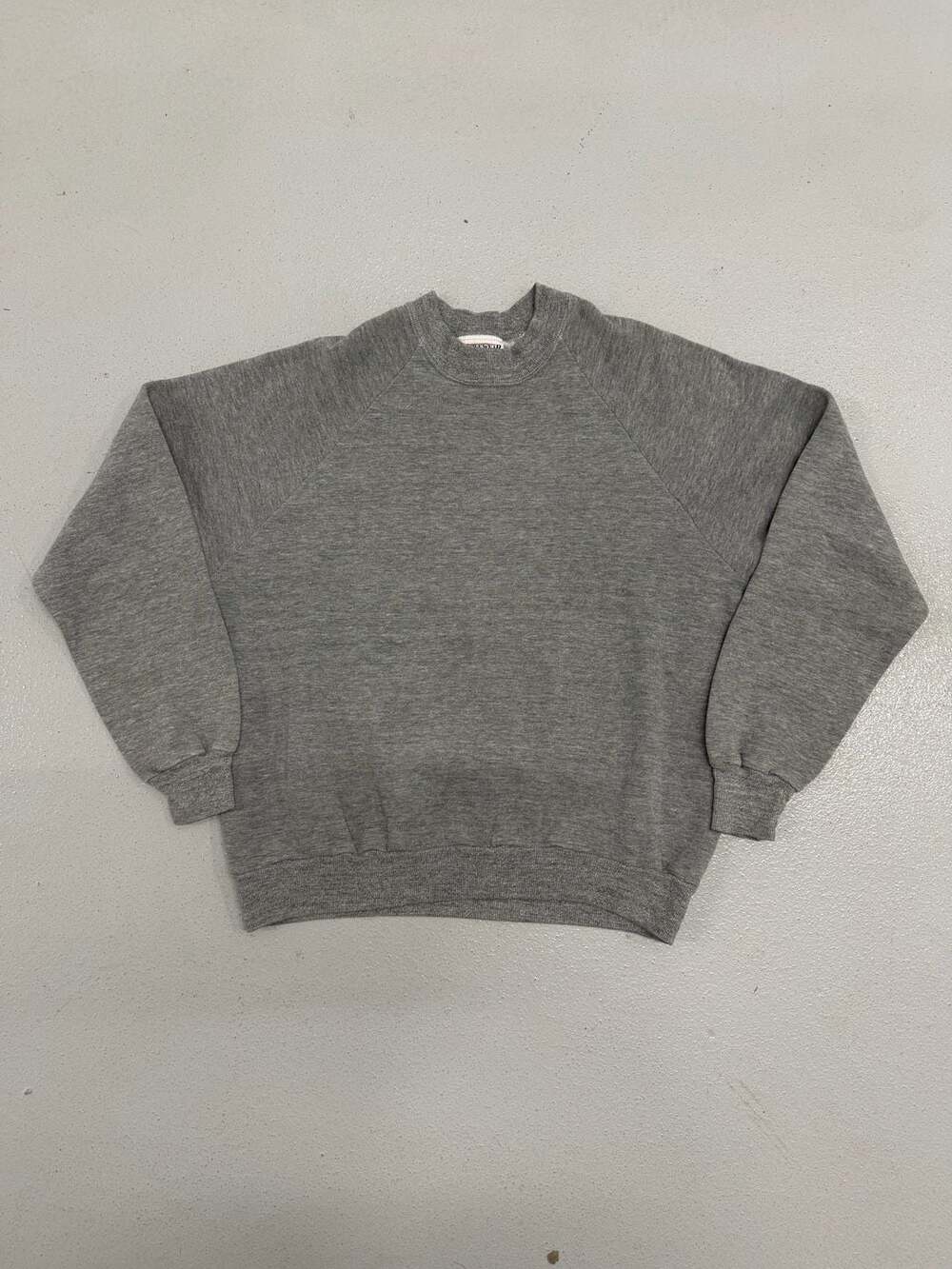 Vintage 90s Grey Activewear Made in USA Raglan Crewneck Sweatshirt